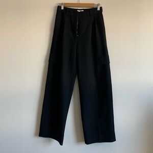 Black Spotlight Cargo Pants (Babaton)